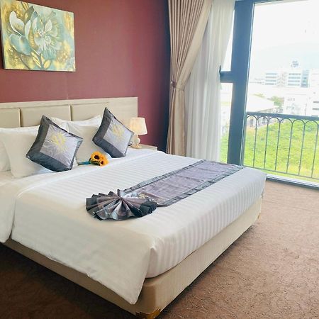 Hera Luxury Hotel Хошимин Екстериор снимка