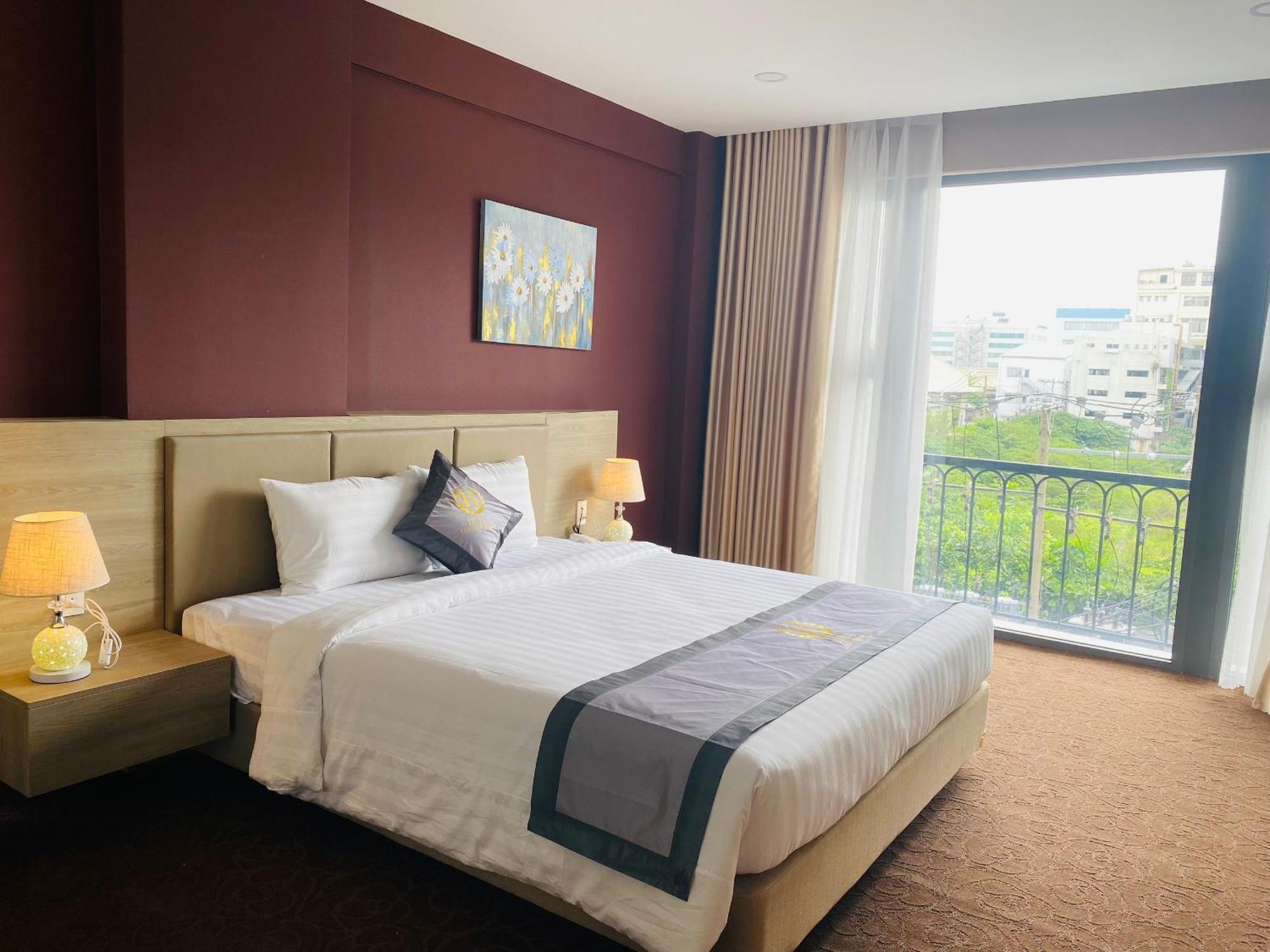 Hera Luxury Hotel Хошимин Екстериор снимка