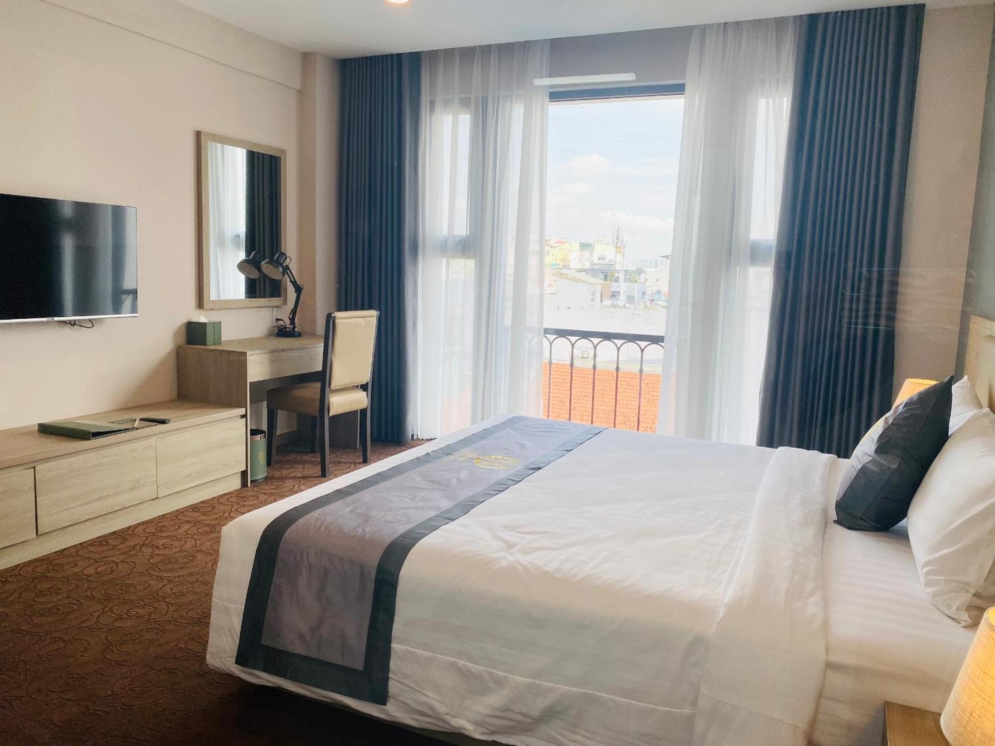 Hera Luxury Hotel Хошимин Екстериор снимка