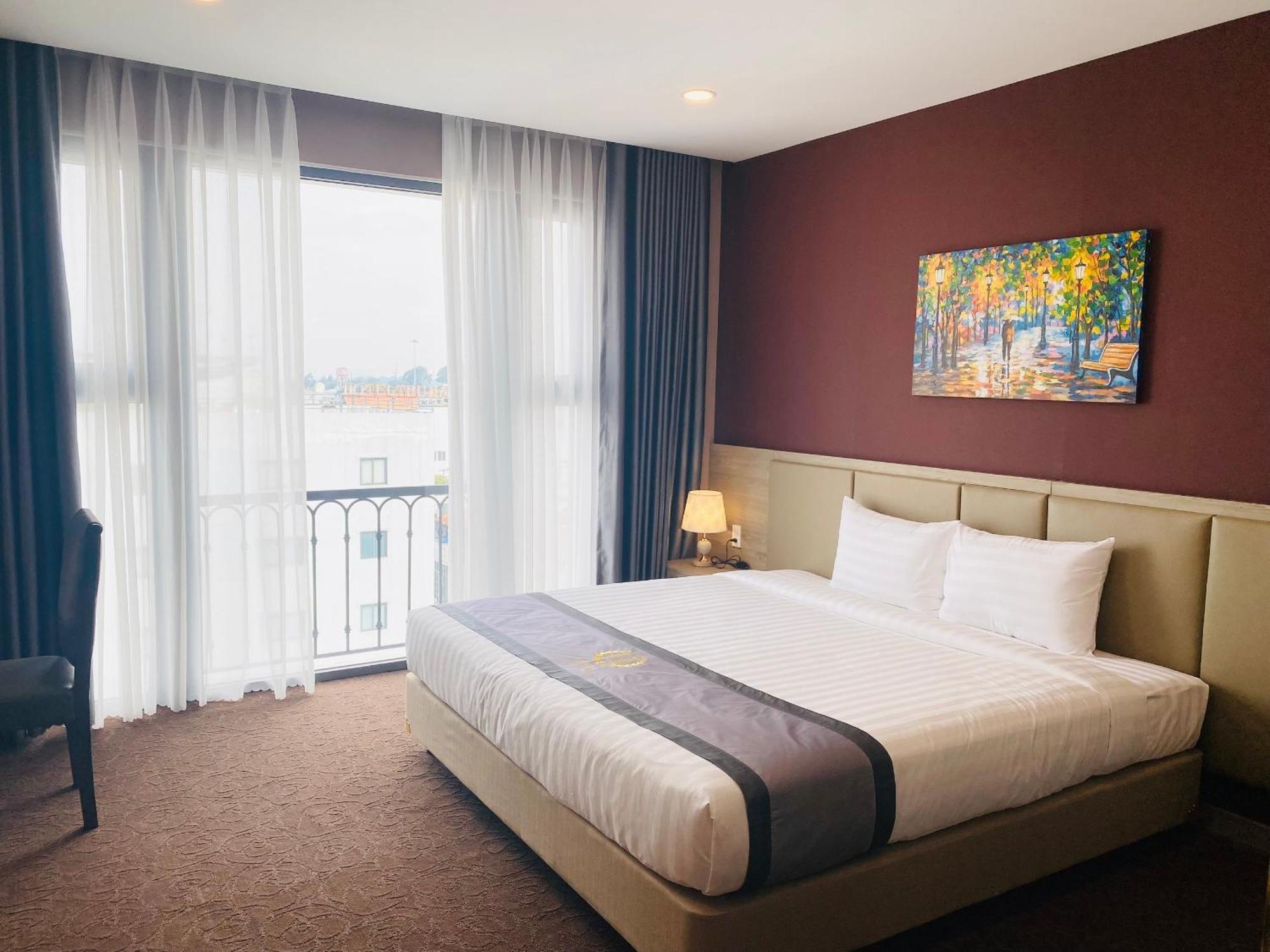 Hera Luxury Hotel Хошимин Екстериор снимка