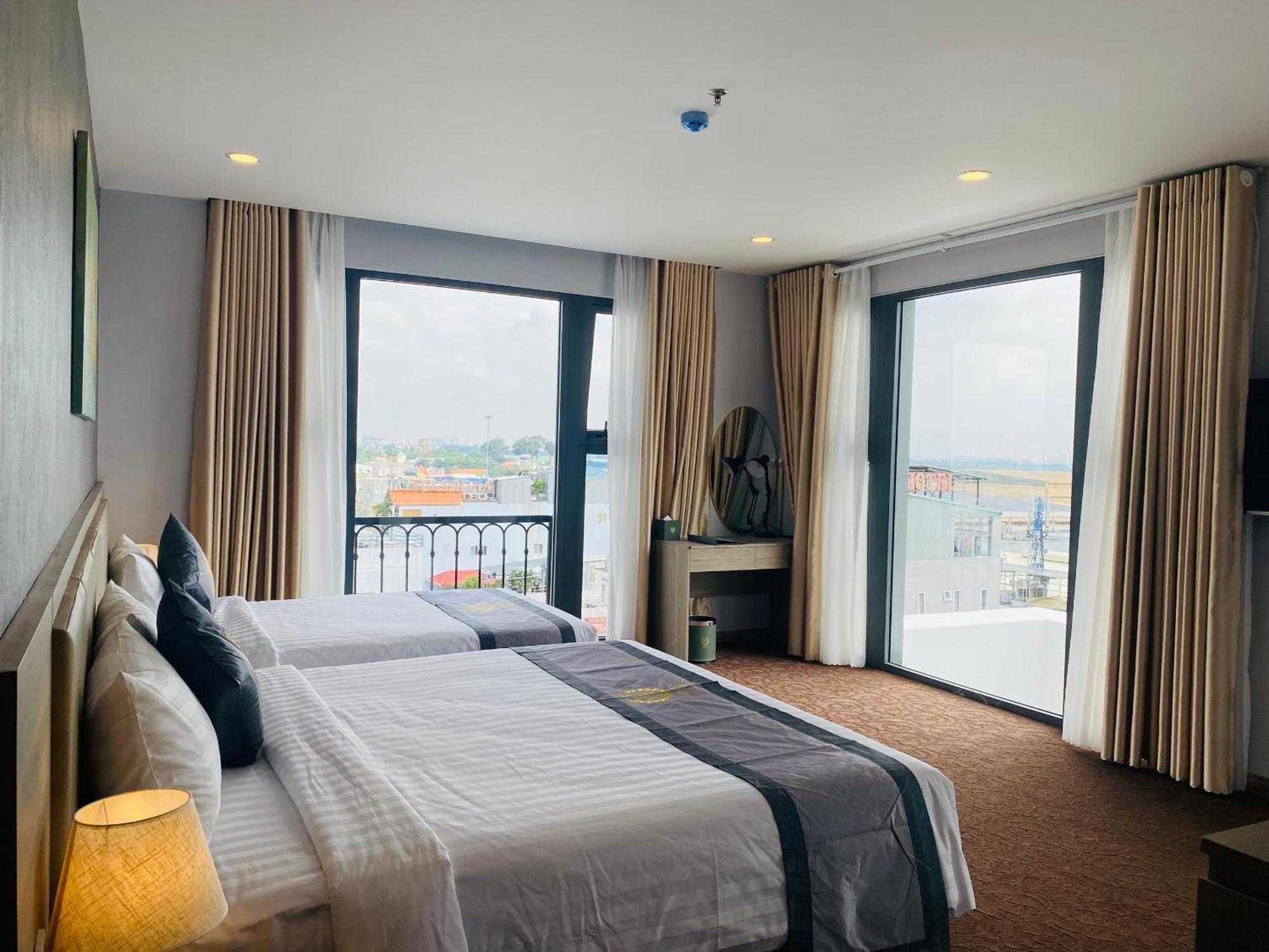 Hera Luxury Hotel Хошимин Екстериор снимка